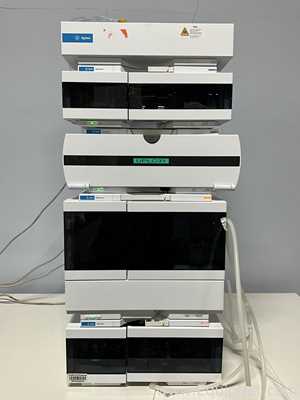 HPLC Agilent Technologies 1290 Infinity II Series