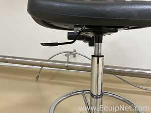 Lot of 2 Laboratory Chairs