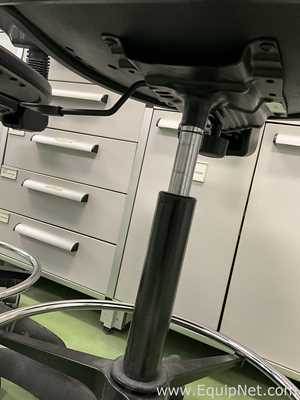 Lot of 2 Laboratory Chairs