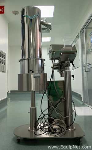 Kramer AG C820 Tablet Deduster with Mettler Toledo Safeline Metal Detector