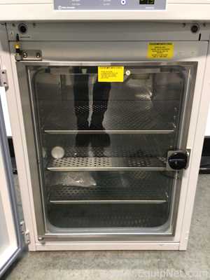 Fisher Scientific 3530 Isotemp CO2 Incubators