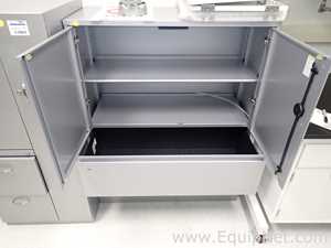 Los aus 9 Lagerschrank  