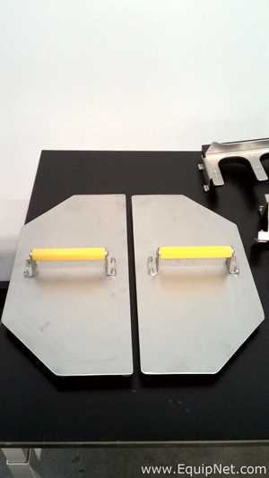 Lot of 2 Sartorius Stedim Palletank Mixing Vessels with Sartorius Stedim Pro Mixer Drive Unit