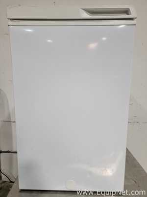 Idylis IF71CM33NW Freezer