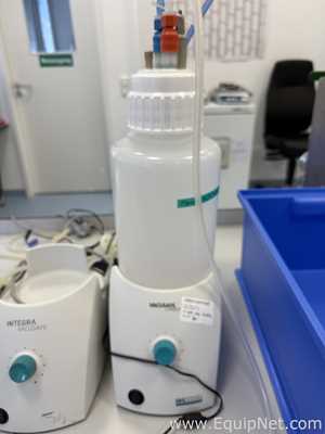 Lote de 3 Bomba de Vacío Integra Biosciences VacuSafe