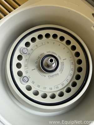 Thermo Scientific Heraeus Pico 17 Benchtop Centrifuge