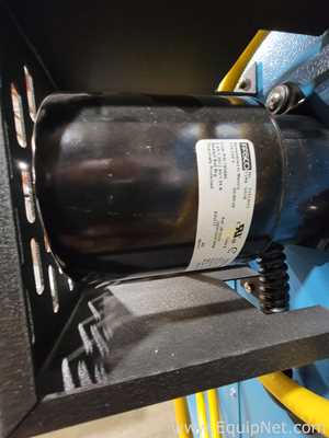 Câmara Ambiental e de Estabilidade Thermotron SM-8S-8200