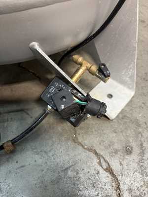 California Air Tools Inc. 60040DCAD Ultra Quiet Air Compressor