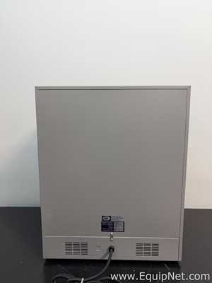 Quincy Lab 30GC 2.0 Cubic Foot Analog Gravity Convection Laboratory Oven
