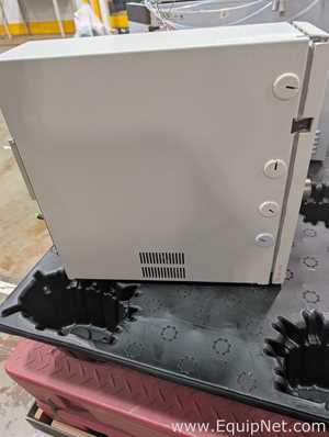 Lot of Shimadzu HPLC Components