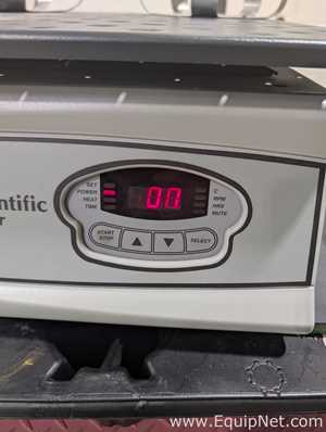 New Brunswick Scientific Excella E5 Platform Shaker
