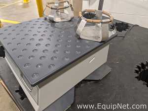 New Brunswick Scientific Excella E5 Platform Shaker