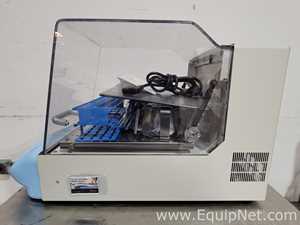Thermo Scientific SHKE4450 MaxQ 4450 Incubating Orbital Shaker