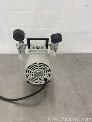 Bomba a Vácuo Welch 2522B-01