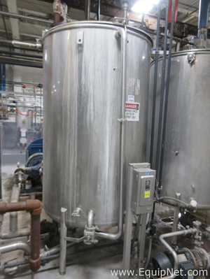 Approximately 550 Gallon Stainless Steel Tank