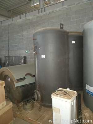 Lot with 03 Reservoir Tanks for Compressed Air