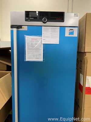 Incubadora Memmert GmbH and Co. KG Peltier cooled incubator IPP410eco