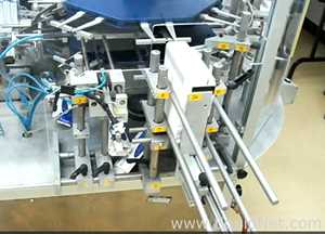 Encartonadora Vertical UET Germany Compact 4