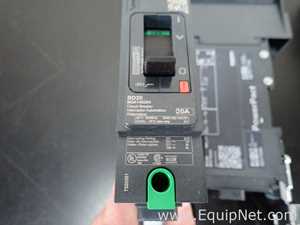 Lot of 8 Schneider Electric PowerPact BD20 Circuit Breakers