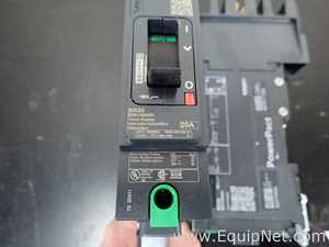 Lot of 8 Schneider Electric PowerPact BD20 Circuit Breakers