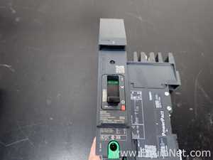 Lot of 8 Schneider Electric PowerPact BD20 Circuit Breakers