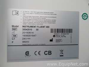 Manejadora de Líquidos Tecan Instrument Fluent 480