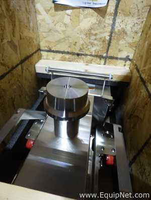 Pall Biotech LevMixer LM2000BCMA003-B4A With Drive and Mixer