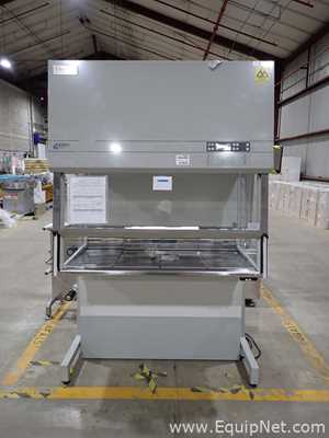 Thermo Electron 82070134 Class II Microbiological Safety Cabinet
