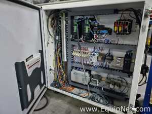 Máquina de Colocar Fita Straub Tabber System SD625