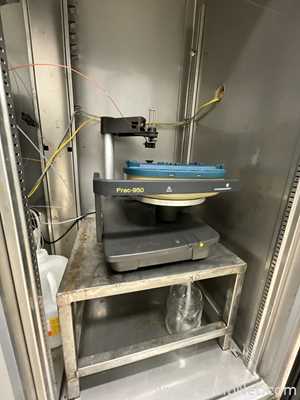 Amersham Pharmacia Biotech Akta purifier HPLC with ALS Frigolab 1500/2TN-GL 1500 Litre Refrigerator
