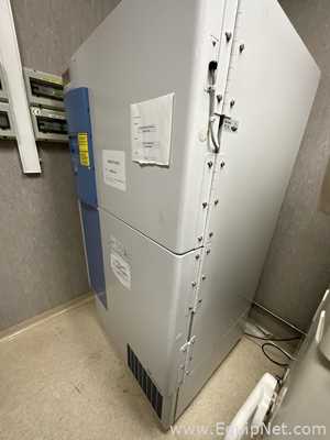 Congelador Thermo Fisher Scientific Forma 995.  651 Litros