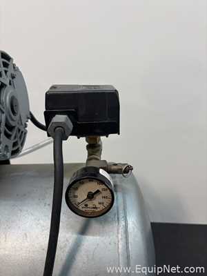 Compresor de Aire Gast Manufacturing Inc. 3HBB-69T-M300X