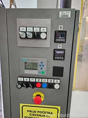 Máquina Vertical Formadora, Llenadora y Selladora  Viking Masek ST200