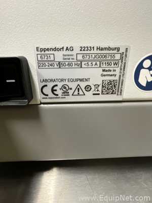 Incubadora Eppendorf CellXpert C170i.  170 Litros