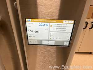 Eppendorf Innova S44i Double Stacked Laboratory Incubator Shaker