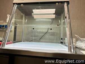 Star Lab 9206 GuardOne PCR Workstation