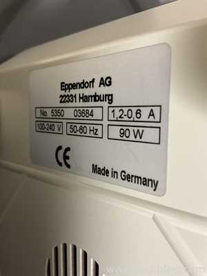 Lote de 3 Equipos Diversos de Laboratorio Eppendorf 
