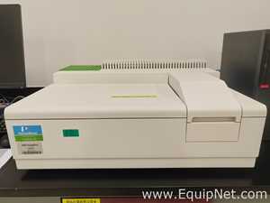 Perkin Elmer UV- Lambda 45 Spectrophotometer