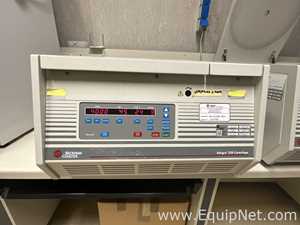 Beckman Coulter Allegra 25R Refrigerated Laboratory Centrifuge