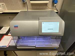 Qiagen EZ2 Connect Sample Preparation Liquid Handler