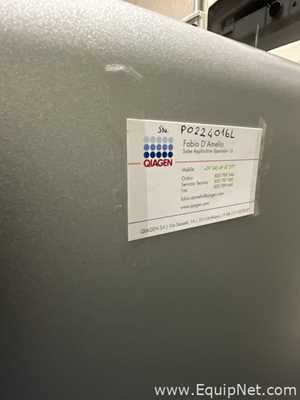 Qiagen EZ2 Connect Sample Preparation Liquid Handler