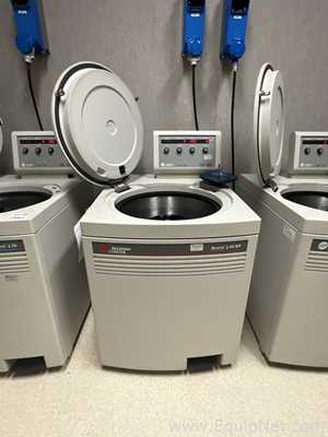 Beckman Coulter Avanti J-20 XP Refrigerated Laboratory Centrifuge
