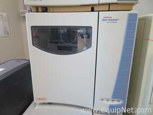 Espectrómetro de Masa Thermo Finnigan LCQ Deca XP