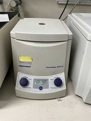 lote de  2 Centrífuga para Laboratórios Eppendorf 5415 D