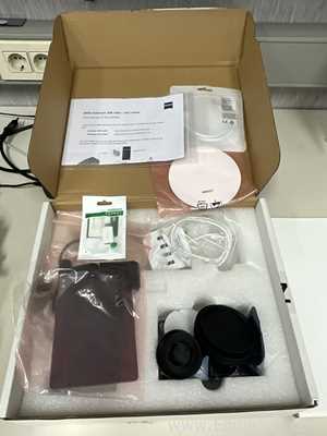 Carl Zeiss SteREO Discovery.V12 Stereo Microscope with Axiocom 208 Color USB Camera