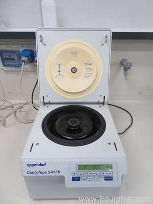 Centrífuga para Laboratórios Eppendorf 5417 R