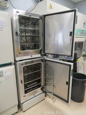Lot of 2 Thermo Scientific HERAcell vios 160i CO2 Laboratory Incubators