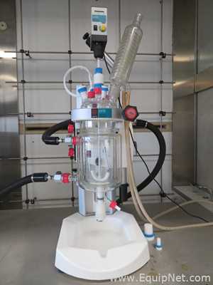 Syrris ORB 2201012 Jacketed 2000ml Glass Reactor With Huber Unistat 815 Chiller