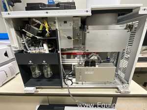 Agilent Technologies 6230 TOF LC/MS Mass Spectrometer with Agilent 1260 Infinity II HPLC System