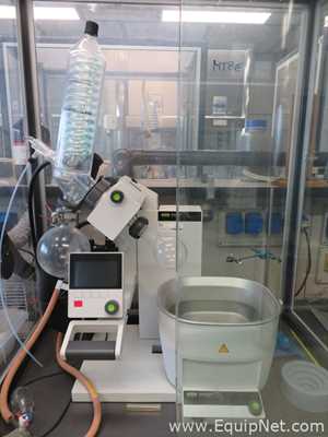 Buchi R-300 Rotary Evaporation System with B-300 Base Heating Bath
